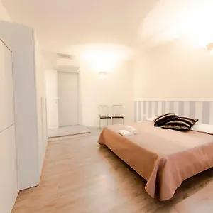 Guest house Business Centro Fiera Italy